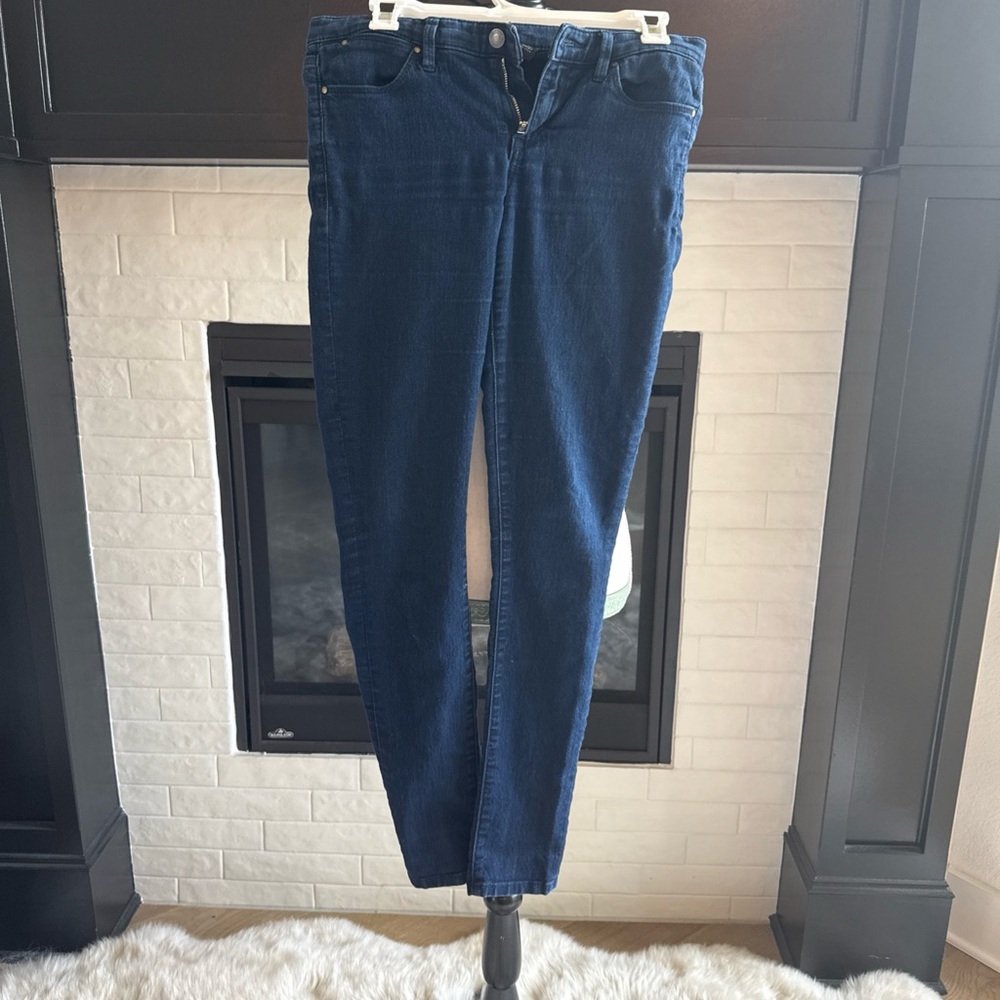 Club Monaco Women's Size 28 Dark Wash Skinny Jeans